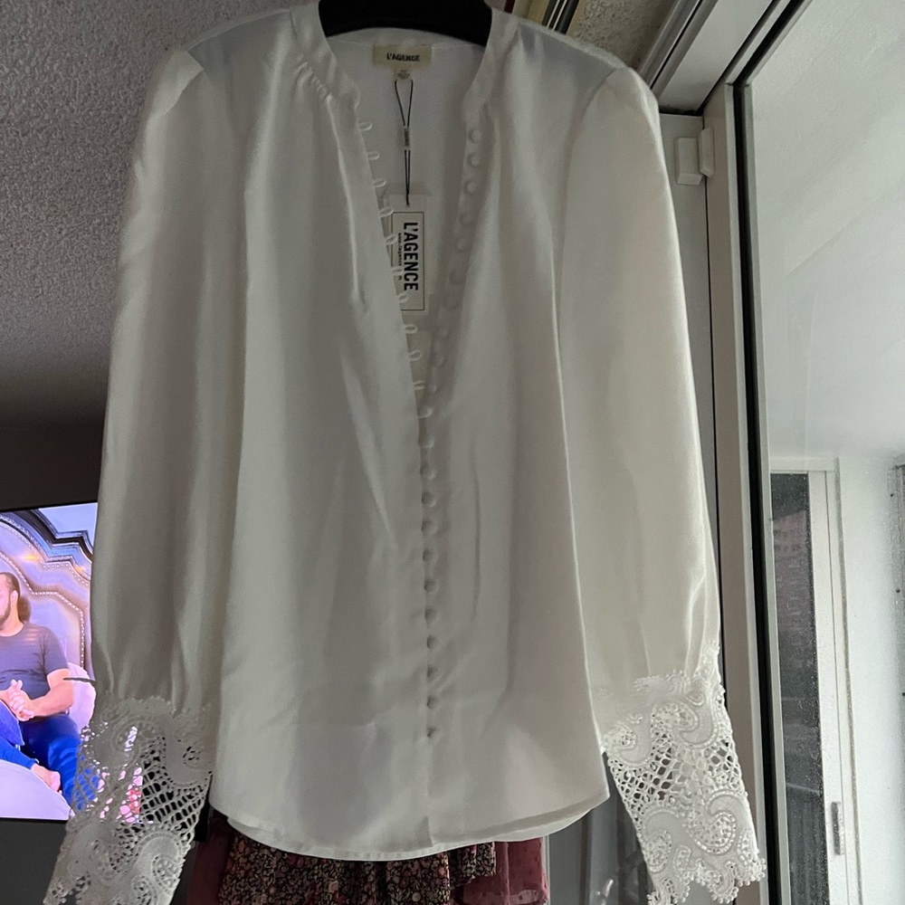 L’Agence, white button down blouse in size M, new with tags